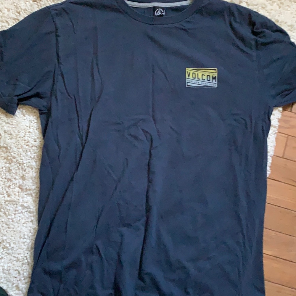 Ron Jon’s Surf shop Volcom T shirt